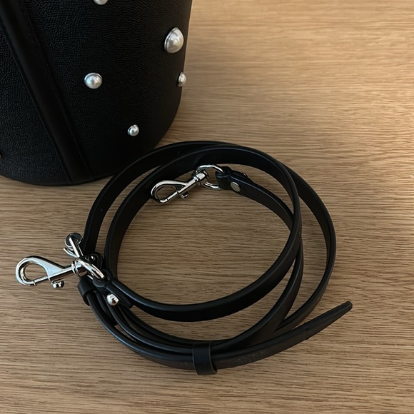 RM Black Pearl Handbag - Picture 3 of 5